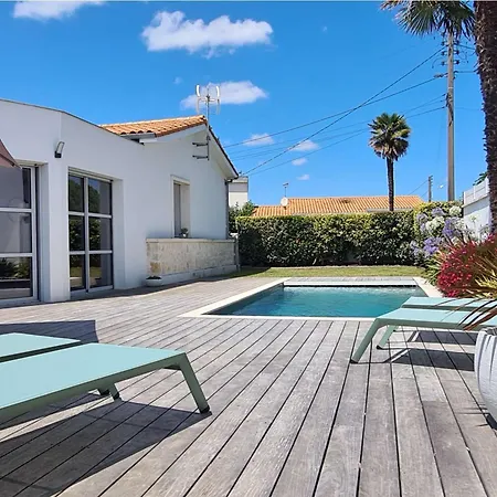 Maison A Royan Avec Piscine Pour 5 Personnes - Fr-1-494-191 Feriehus *
